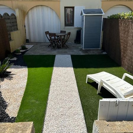 Appartement T2 avec son rez de jardin de 40 m2 5 couchages 250m de la plage et 15km de l'Arena Narbonne-Plage Extérieur photo